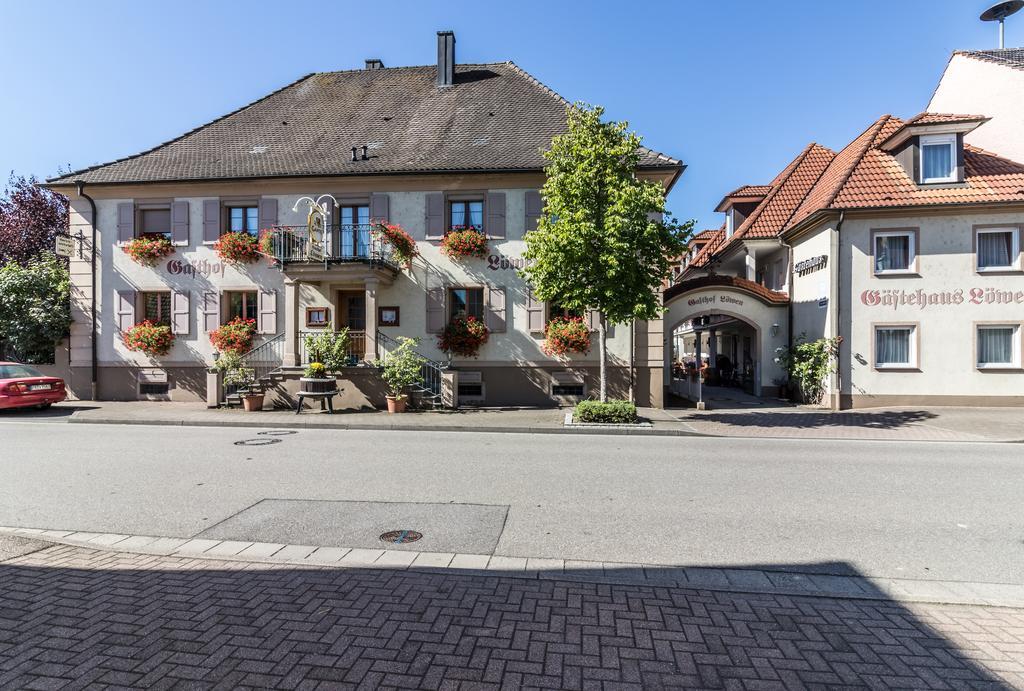 Hotel Loewen Garni Oberrimsingen Luaran gambar